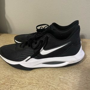 Nike tennis shoes